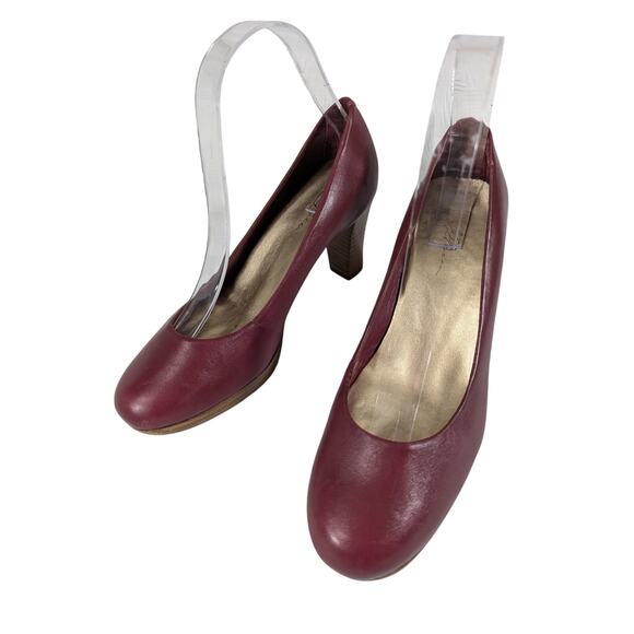 L.L. BEAN! BURGUNDY RED GENUINE LEATHER STACKED HEEL/PLATFORM PUMPS! SZ 6M - Picture 3 of 10